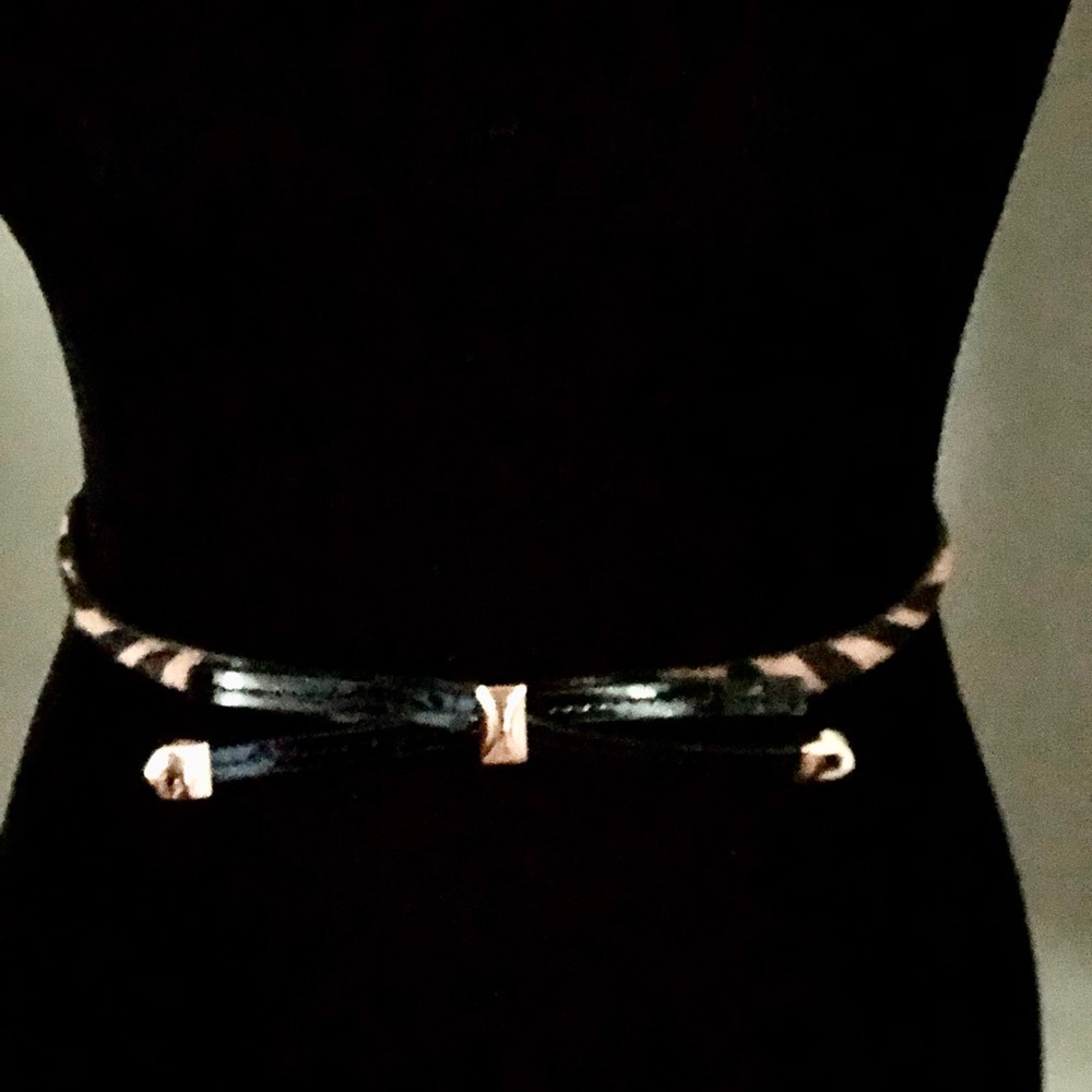 White House Black Market belt